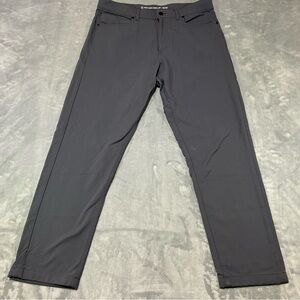 Western Rise Classic Fit Men’s pants size 35x32/34 Gray